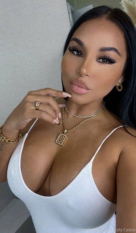 dollycastro perfect actress photos