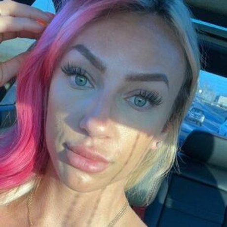 Tashamain nudes star picture