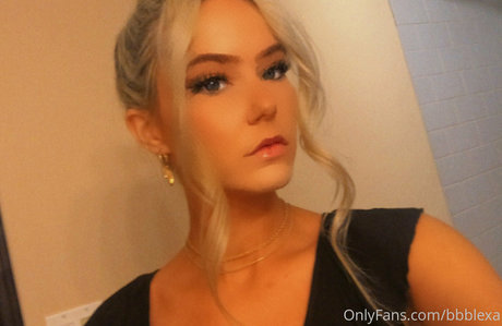 chubby blonde onlyfans sexy nudes img