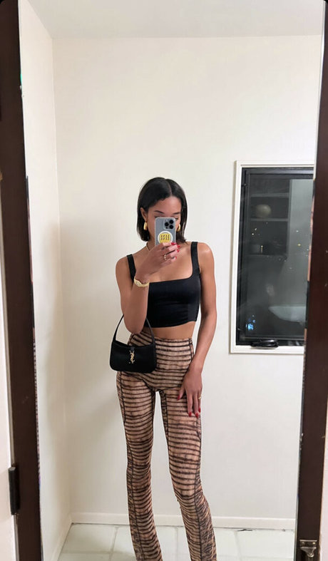 Laura Harrier xxx model pic