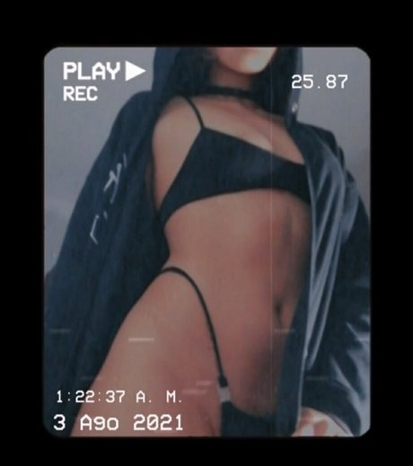 Giok eastwood sexy model gallery