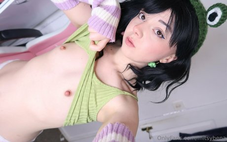 pregnant asian onlyfans nudes image