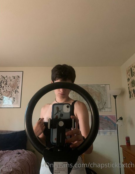 chapstickbxtch porn actress pic