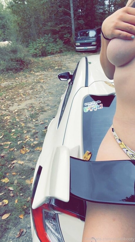 alumi booty star xxx pictures