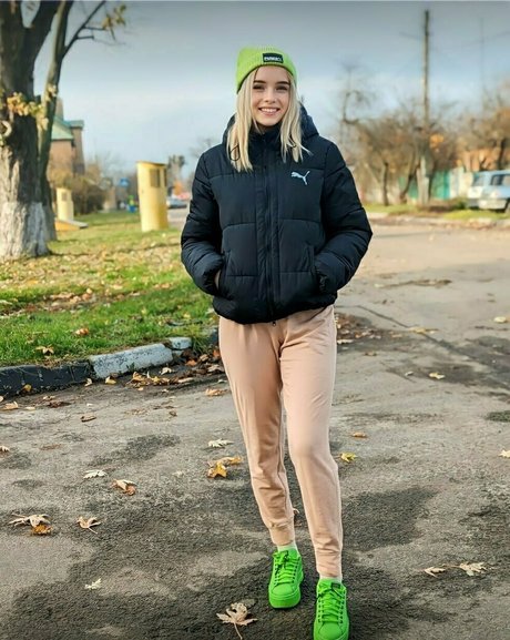 emilage perfect model gallery