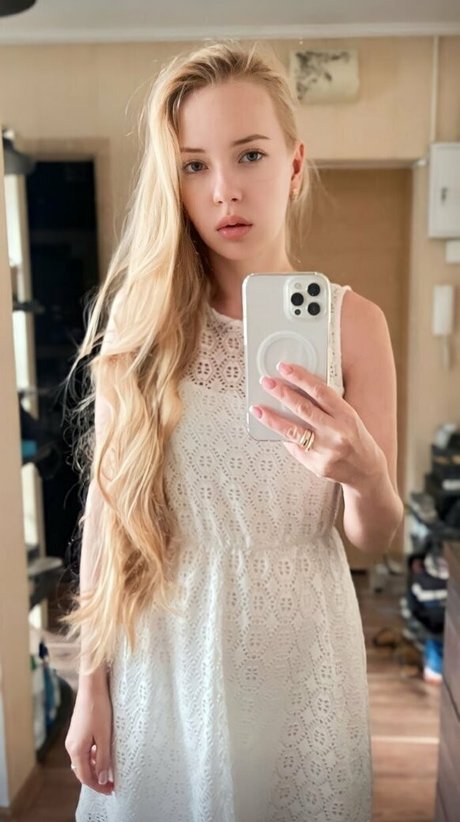 emilage sex actress picture