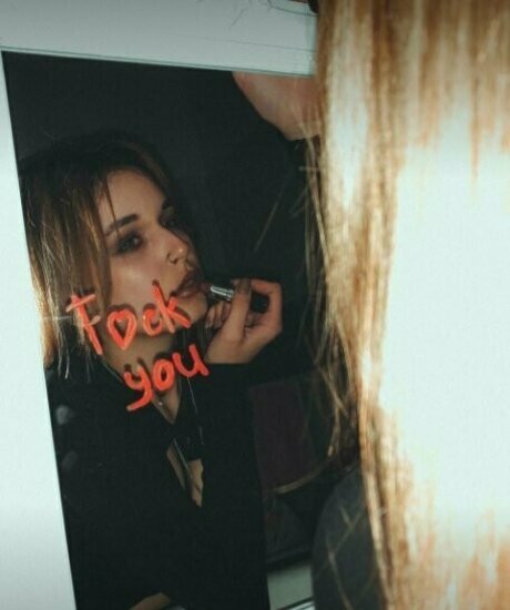 emilage top model pic