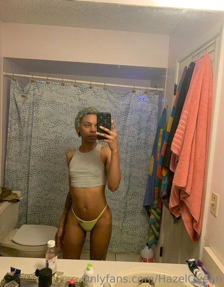 hazelqveen high quality pornstar images