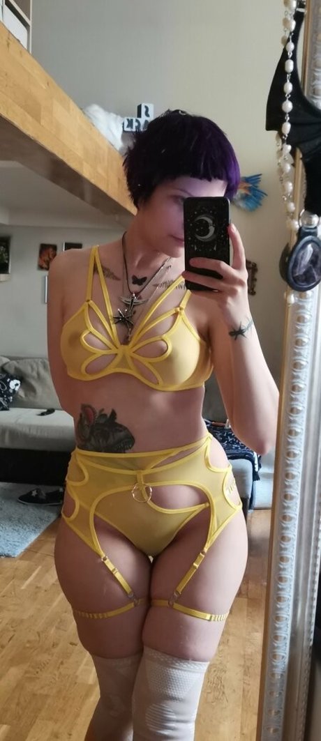 esfiriya tudor art actress galleries