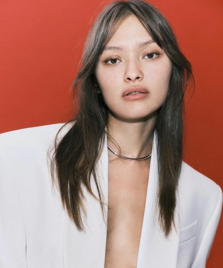 Alina Morozova sexy actress pictures