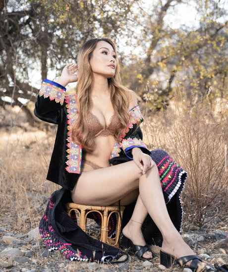 Mai V Yang pornstar free gallery