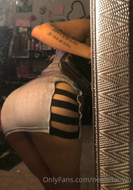 nereidauwu erotic actress pic