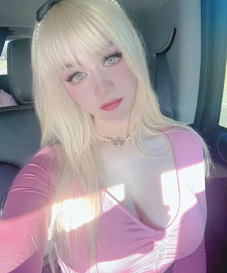 Kyymonster Patreon pornstar beautiful img