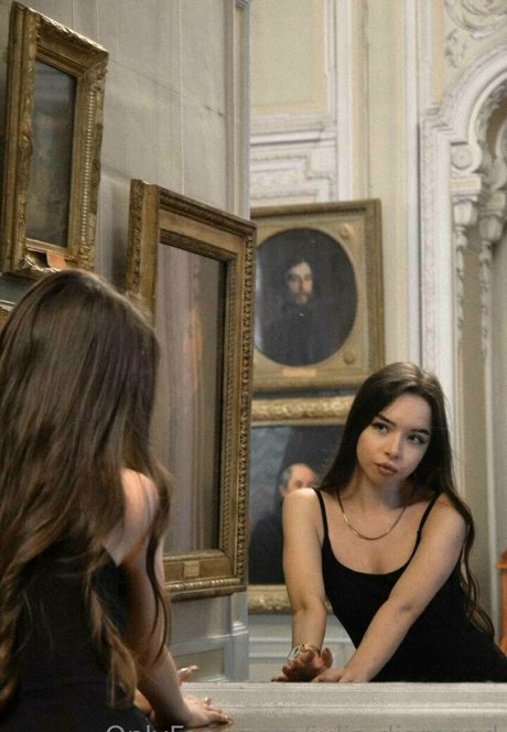 julia diamond model perfect pics