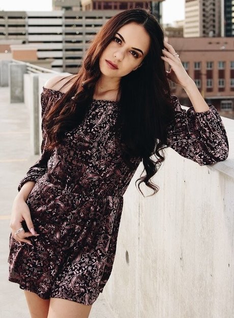 Kaitlin Haehae star erotic image