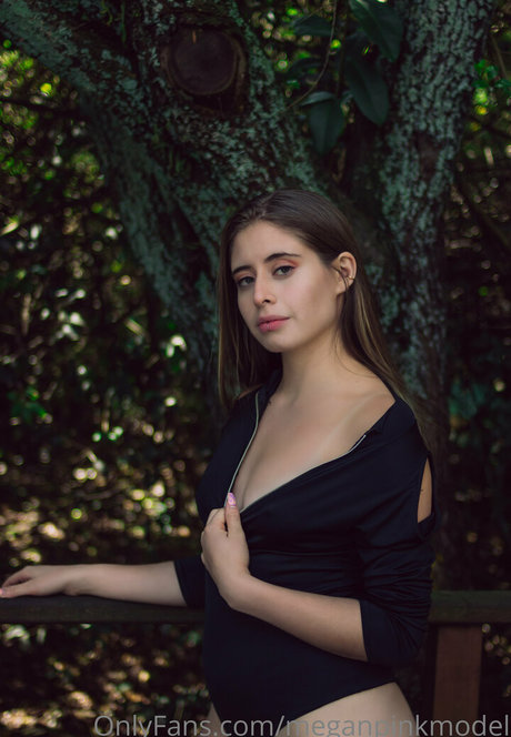 fetishmegan model sex galleries