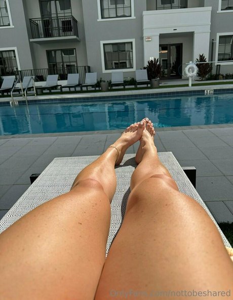 nottobeshared star erotic picture