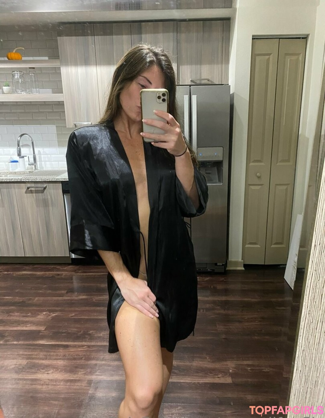 nottobeshared star xxx picture