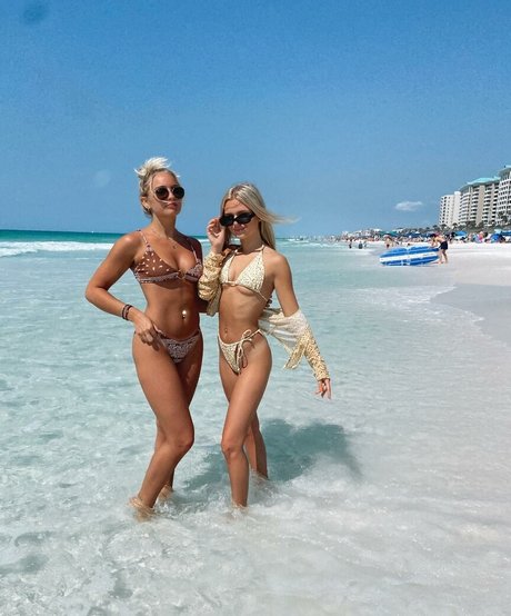 man onlyfans erotic image