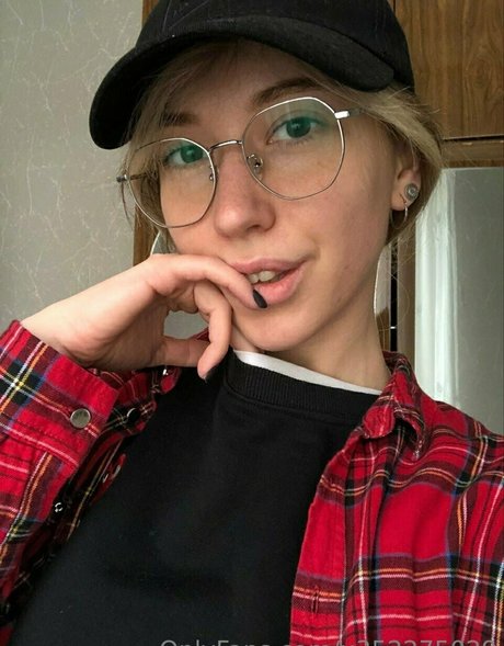 emilly xo sex star photo