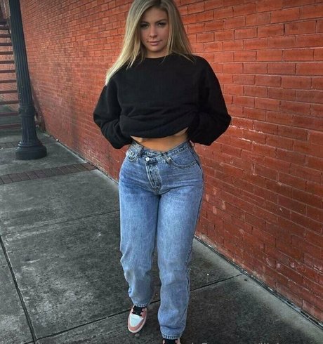 lesbian anal onlyfans pornos pic