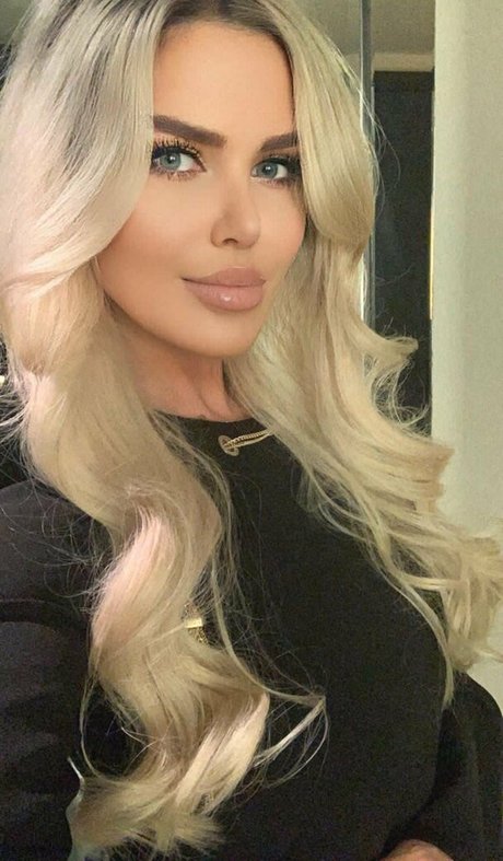 strip nude onlyfans art nude pics