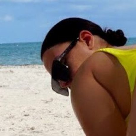 Katvong naked star pic