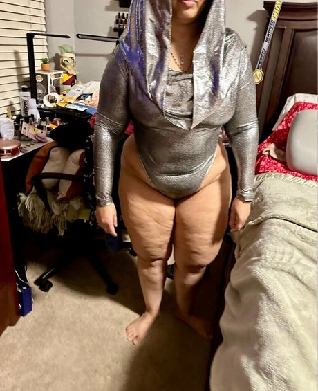 Walk Historical nude model archive