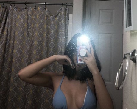 Vy Tran pornstar nice pic