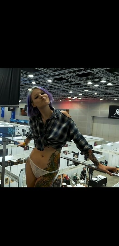 Weronika Truszczynska porn model photo