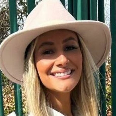 Faylee Oxenham perfect model pics