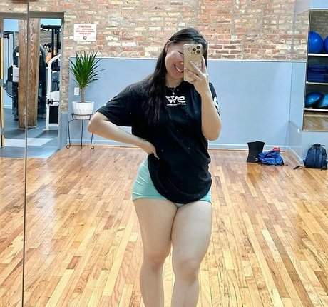 Asianquadbae star best pics