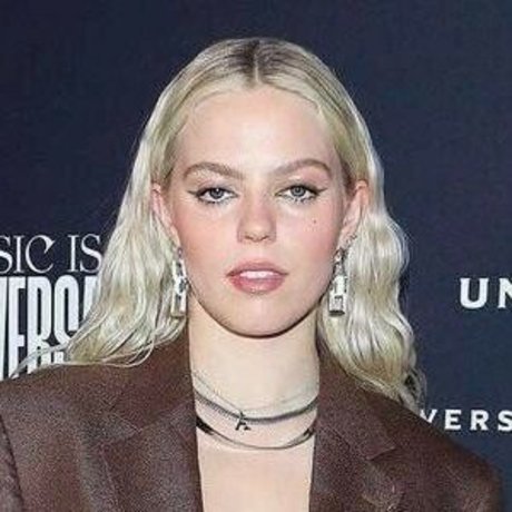 Renee Rapp exclusive actress photo