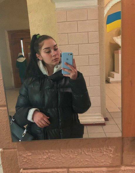 anniecatyy free actress pic