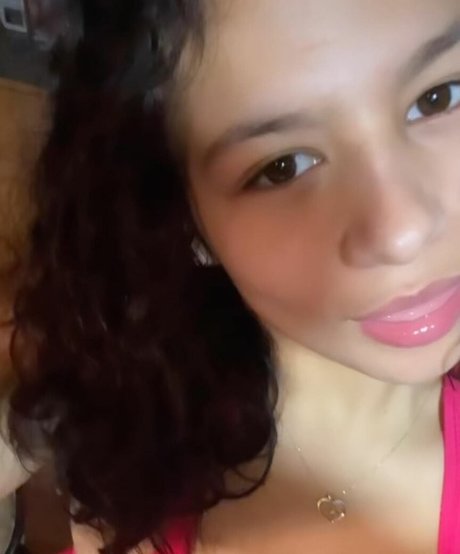 Holly Hennessy pornstar sex pics