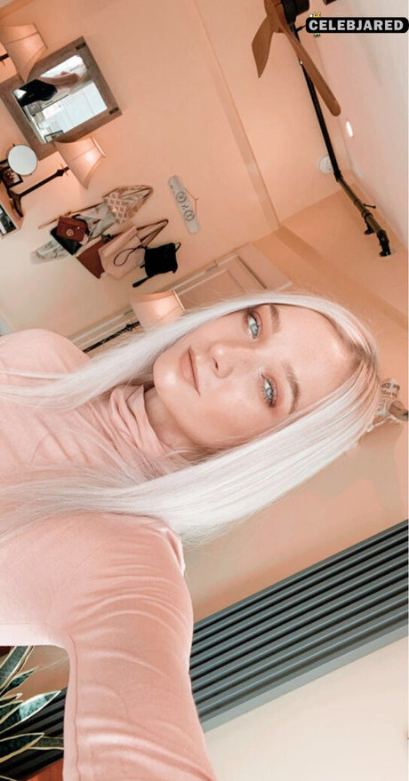 goth thick onlyfans pretty picture