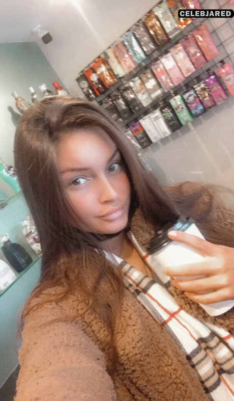 mistress onlyfans beautiful picture