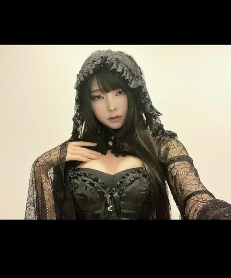 Daturakisses nude star img