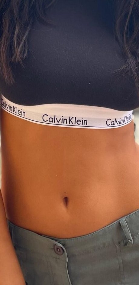 Daboogiewoman model sexy pics