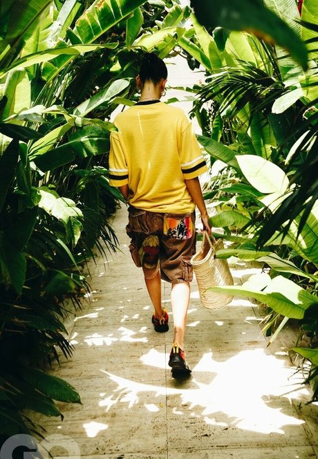 Hailey Baldwin erotic pornstar archive