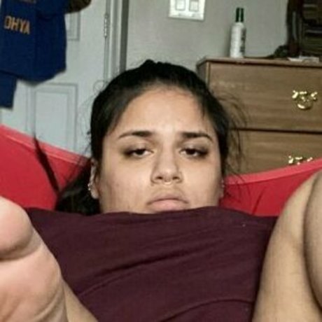 smallsouthasia1 naked actress gallery