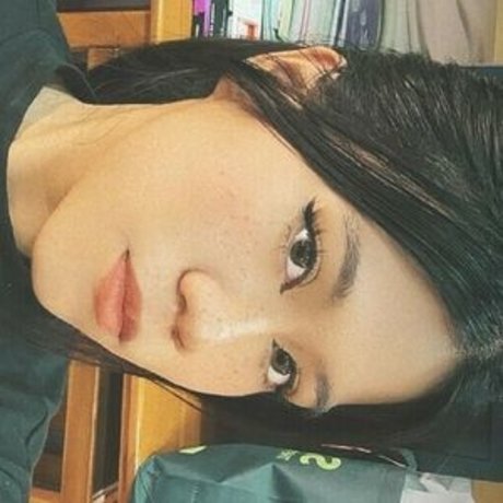 Nulukrotch nude star picture