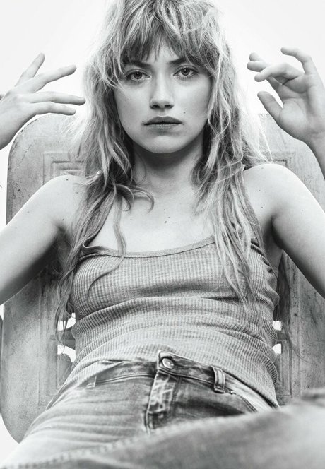 Imogen Poots adult model img