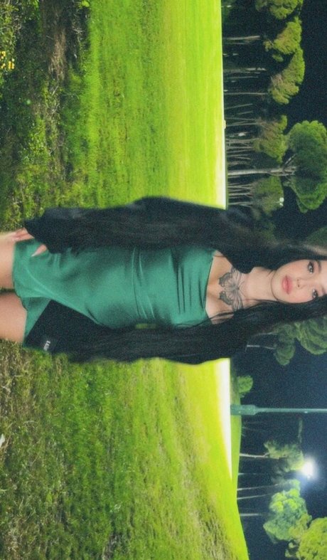 young onlyfans sexy photo