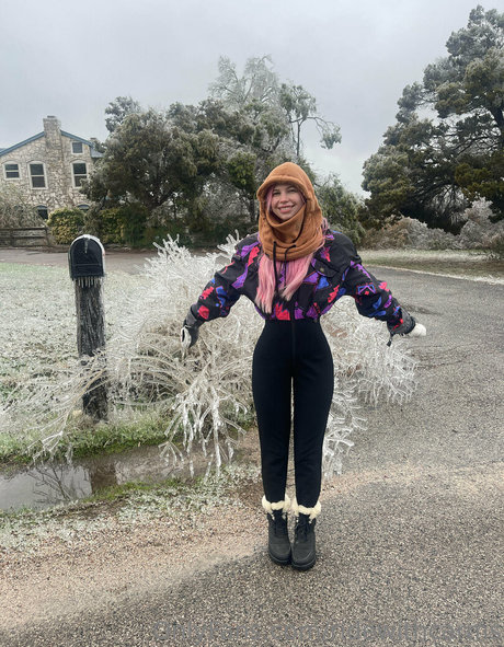 dripping wet pussy onlyfans hd images