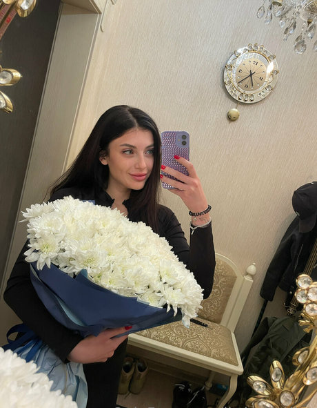 little mollyy naked star archive