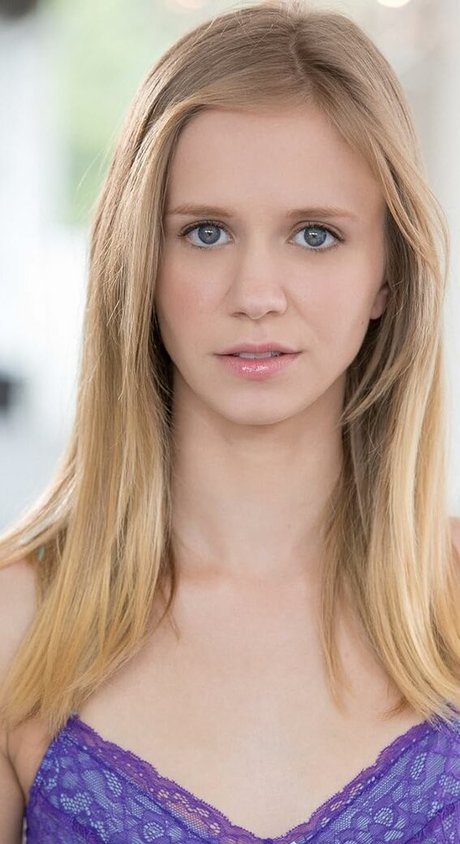 CastingCouch X model nude image