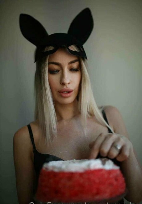 blonde princess onlyfans hot porn image