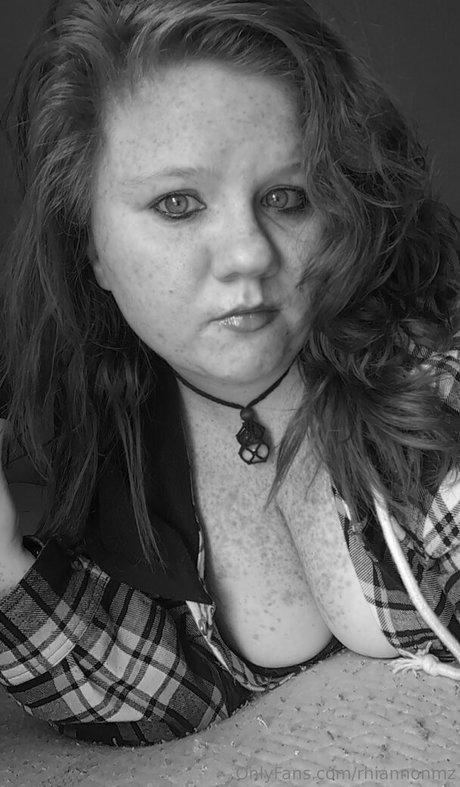 goth thick onlyfans sexy naked image