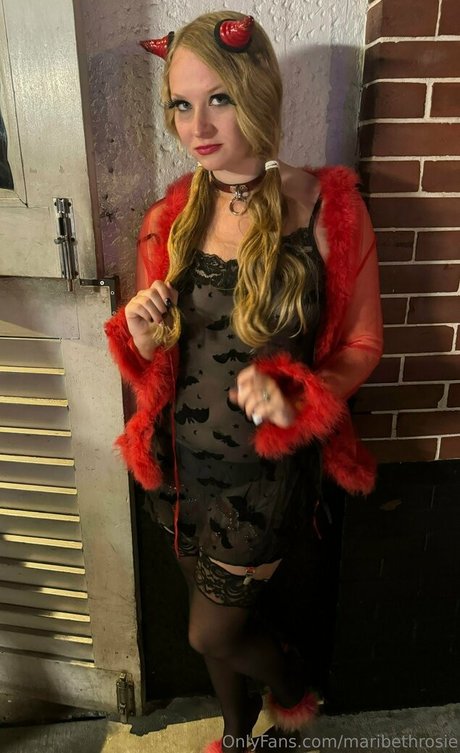 Maribethrosie art actress picture